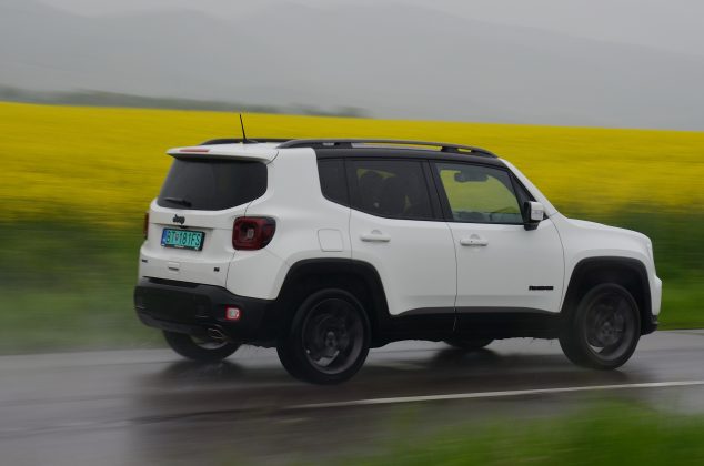 Jeep Renegade 4xe (2)